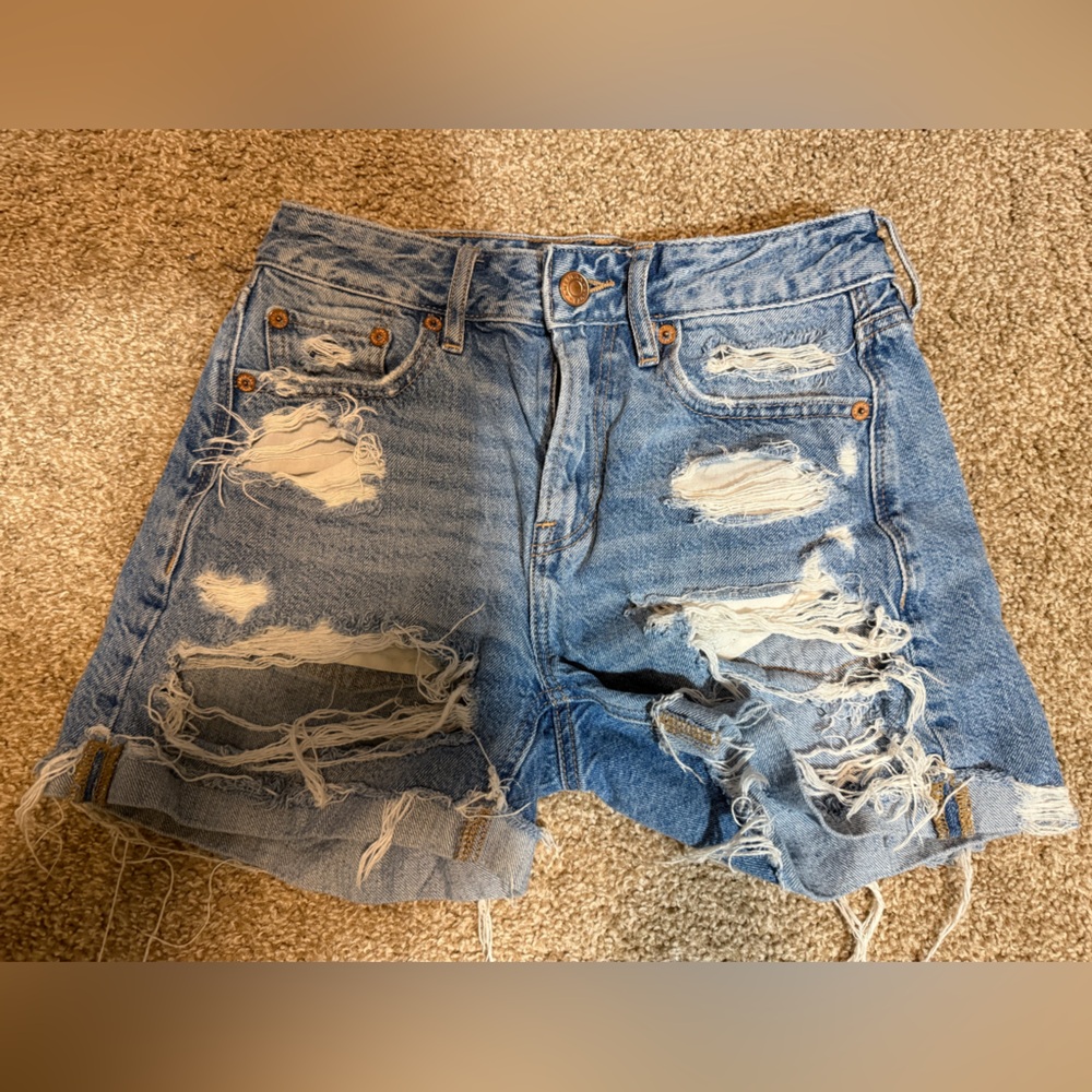 American Eagle Outfitters women’s 000 distressed tom girl Jean Shorts - Picture 1 of 7